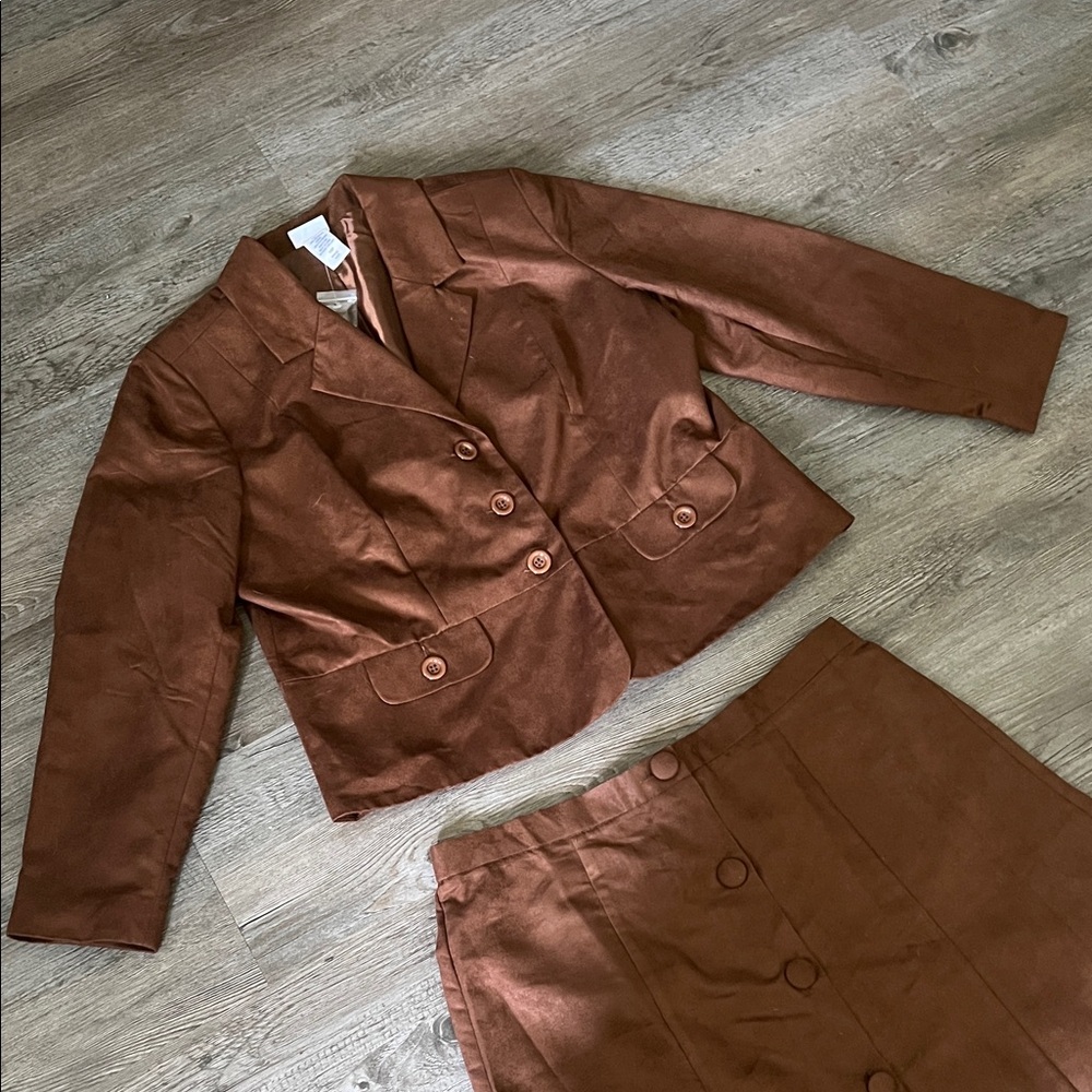NWT BFA classics Chic Brown Faux Suede A-Line Skirt and blazer 16P - Picture 2 of 13
